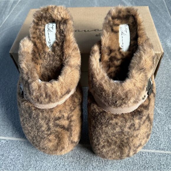Vintage Havana Shoes - NWB Vintage Havana "Easy" Faux Fur Slipper in Brown Snake Women's 7 Cork Slides